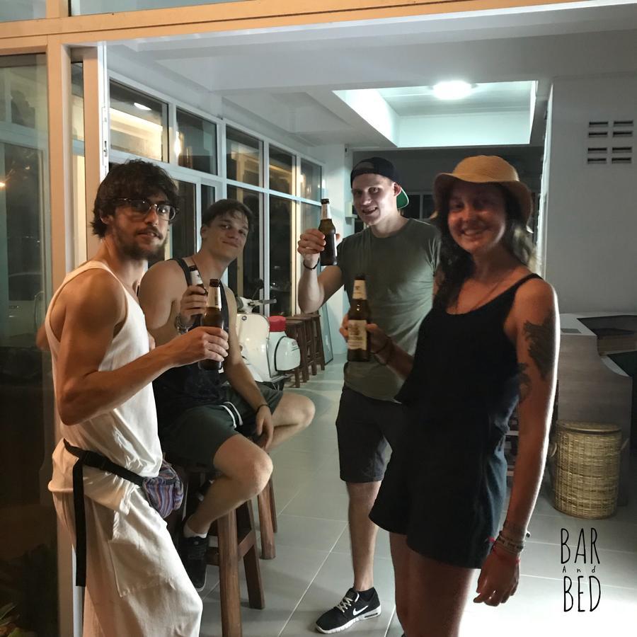 Хостел Barandbed Urt Сураттхани Экстерьер фото